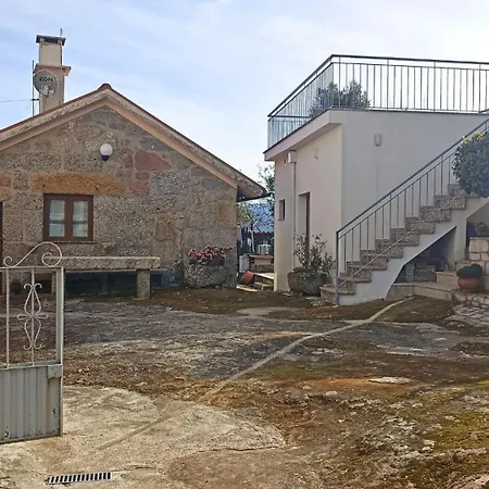 Casa Da Laija - Vistas Rio, Campo E Montanha Cova